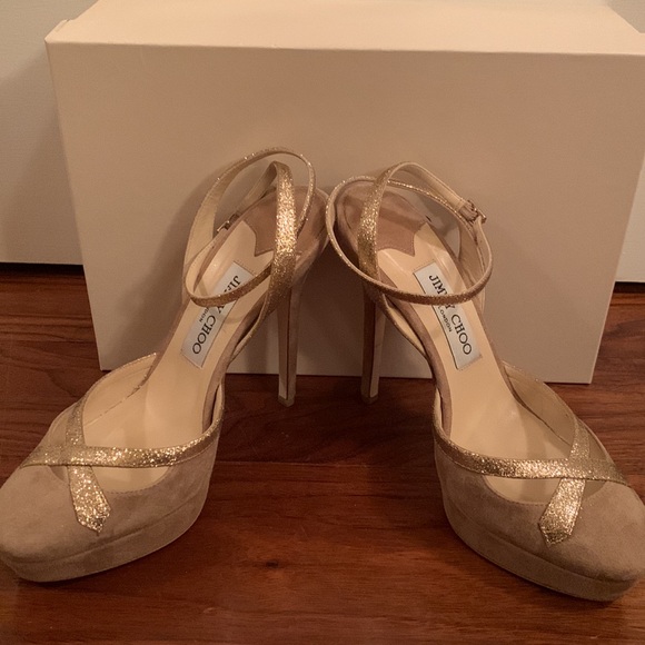 Jimmy Choo Quake Round Toe Heels - Picture 3 of 10